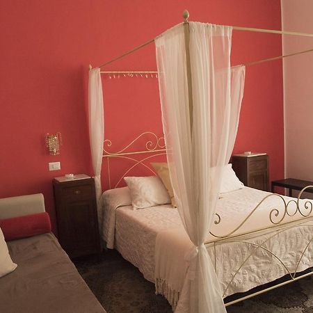 B&B Domus Garibaldi Salerno Exterior foto