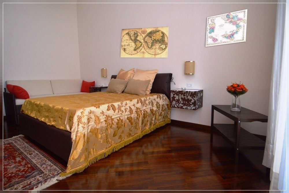 B&B Domus Garibaldi Salerno Exterior foto